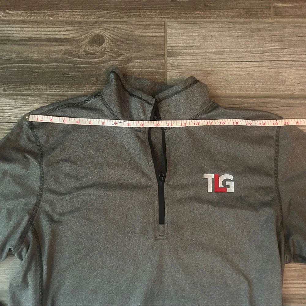 North Face Gray TLG‎ 1/4 Zip Pullover, XL